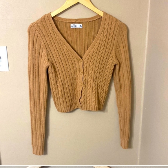 HOLLISTER Tan Cable Cardigan - Picture 2 of 3